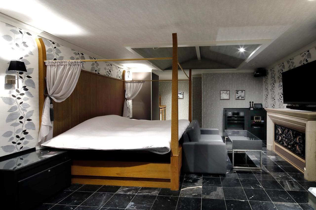 Hotel Valentinetogo (Adults Only) Togo Exterior foto